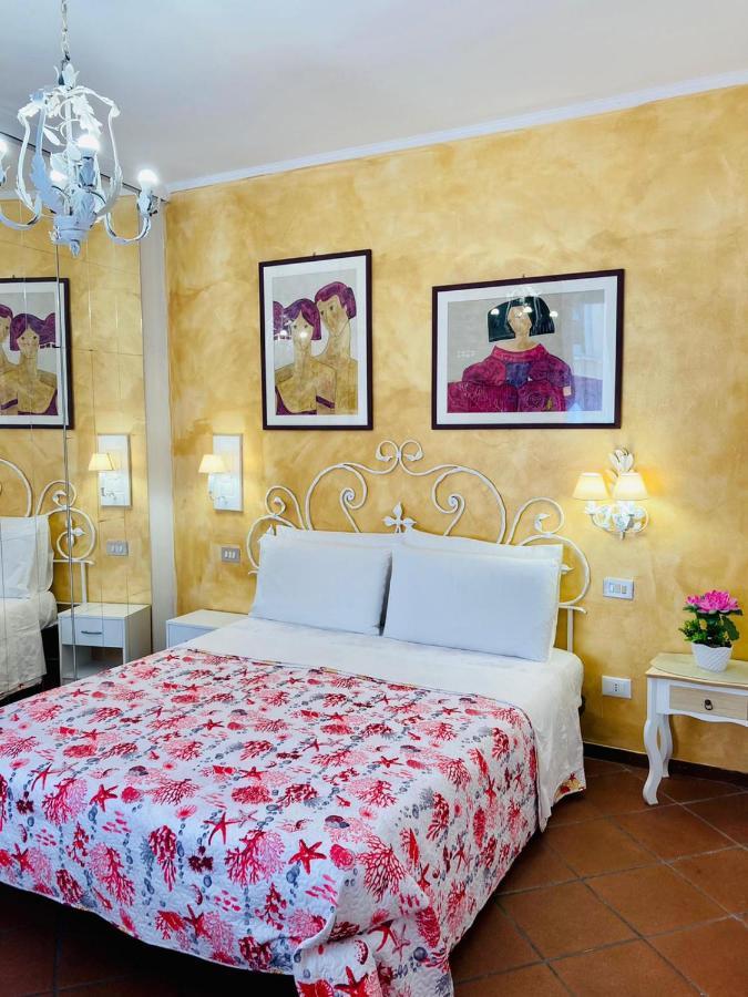 Appartamento Anna Sul Lago Di Garda - Citycenter Desenzano Del Garda Kültér fotó