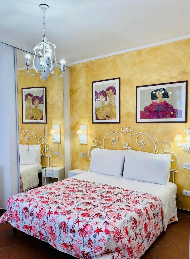 Appartamento Anna Sul Lago Di Garda - Citycenter Desenzano Del Garda Kültér fotó