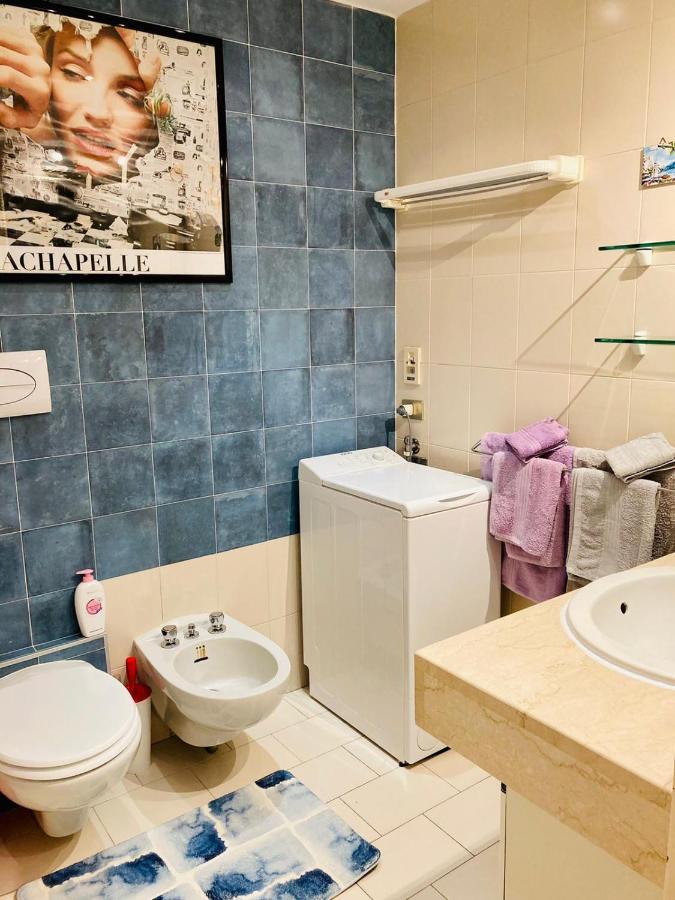 Appartamento Anna Sul Lago Di Garda - Citycenter Desenzano Del Garda Kültér fotó